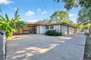 10630 Olympia Dr, Houston, TX 77042 - Photo 25