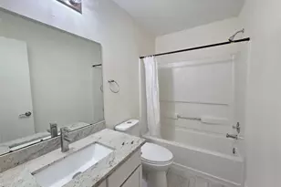 8126 Golf Green Cir, Houston, TX 77036 - Photo 17