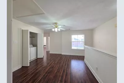 8126 Golf Green Circle, Houston, TX 77036 - Photo 9