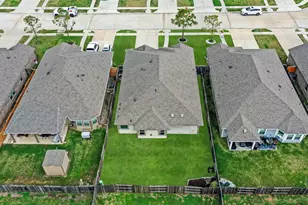 2442 Goddard Grn Dr, Rosharon, TX 77583 - Photo 29