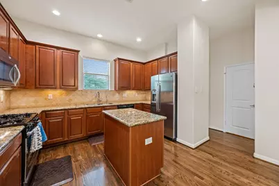 5336 Petty Street #C, Houston, TX 77007 - Photo 9