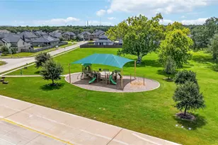 2319 Friendswood Trail, Friendswood, TX 77546 - Photo 5