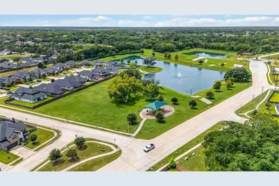 2319 Friendswood Trail, Friendswood, TX 77546 - Photo 3