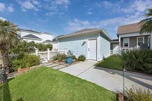 13 Sunrise Row, Galveston, TX 77554 - Photo 29