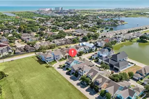 13 Sunrise Row, Galveston, TX 77554 - Photo 31
