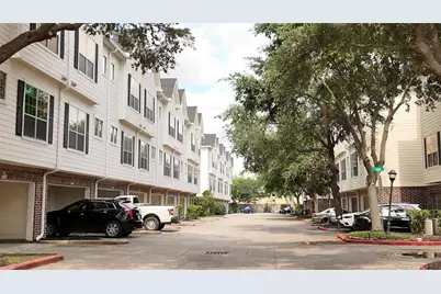 9200 Westheimer Road #604, Houston, TX 77063 - Photo 3