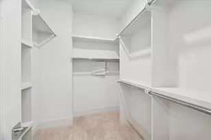 199 Waterpoint Ct, Conroe, TX 77356 - Photo 17