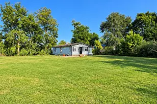 205 Joy Dr, Angleton, TX 77515 - Photo 1
