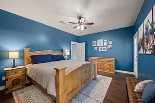 116 Zinnia St, Lake Jackson, TX 77566 - Photo 17