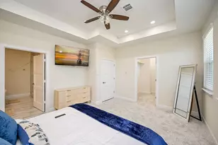 4746 Mallow Street E, Houston, TX 77033 - Photo 11