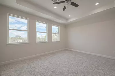 4746 Mallow Street E, Houston, TX 77033 - Photo 35