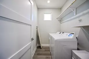 4746 Mallow Street E, Houston, TX 77033 - Photo 19