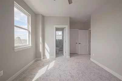 4746 Mallow Street E, Houston, TX 77033 - Photo 39