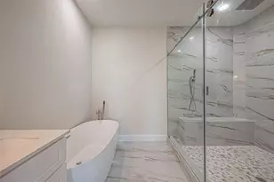 4746 Mallow Street E, Houston, TX 77033 - Photo 33