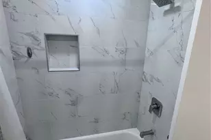 10466 Hammerly Blvd, Houston, TX 77043 - Photo 9