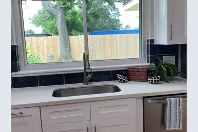 4929 Libbey Lane, Houston, TX 77092 - Photo 15