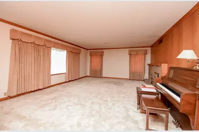 2116 Rosemary Street, El Campo, TX 77437 - Photo 5