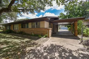 2116 Rosemary St, El Campo, TX 77437 - Photo 43
