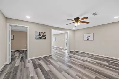 10613 Chadwick Street, Houston, TX 77029 - Photo 13