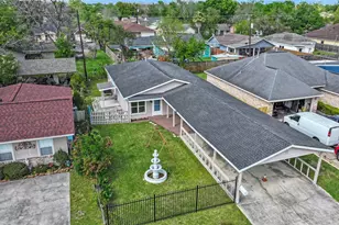 10613 Chadwick St, Houston, TX 77029 - Photo 29