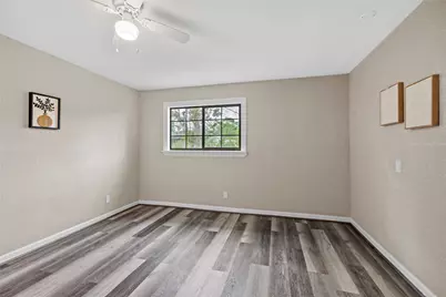 10613 Chadwick Street, Houston, TX 77029 - Photo 23