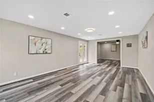 10613 Chadwick St, Houston, TX 77029 - Photo 7