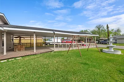 10613 Chadwick Street, Houston, TX 77029 - Photo 27