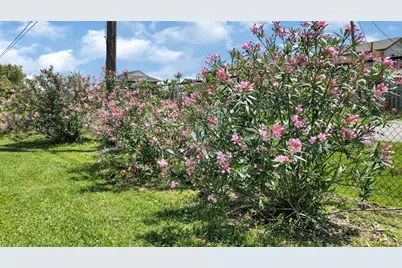 1004 8th Street, Dickinson, TX 77539 - Photo 33