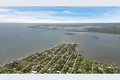 1004 8th Street, Dickinson, TX 77539 - Photo 3