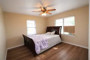 1424 N Avenue F, Freeport, TX 77541 - Photo 19