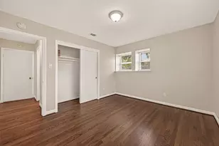 5211 Hummingbird St, Houston, TX 77035 - Photo 29