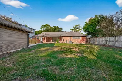 5211 Hummingbird Street, Houston, TX 77035 - Photo 47