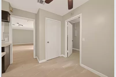 5211 Hummingbird Street, Houston, TX 77035 - Photo 19