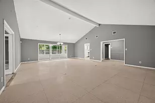 19002 Mirror Lake Dr, Spring, TX 77388 - Photo 9