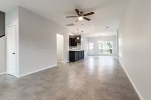 710 Barkley St St, Houston, TX 77022 - Photo 5