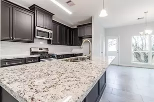 710 Barkley St St, Houston, TX 77022 - Photo 13