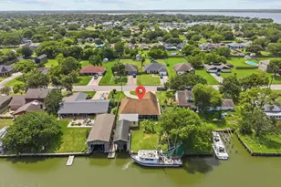 3902 18th St N, Texas City, TX 77590 - Photo 1