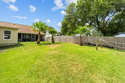 3902 18th Street N, Texas City, TX 77590 - Photo 33