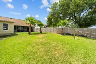 3902 18th St N, Texas City, TX 77590 - Photo 33