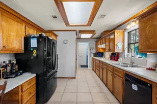 3902 18th St N, Texas City, TX 77590 - Photo 15