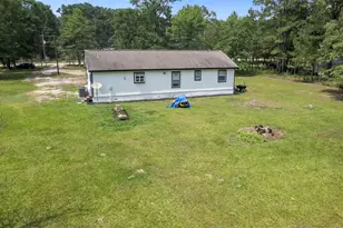 541 Trails End Dr, Cleveland, TX 77328 - Photo 21