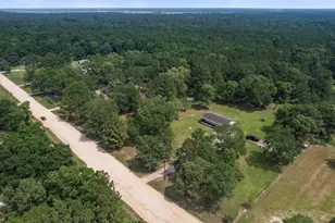 541 Trails End Dr, Cleveland, TX 77328 - Photo 23