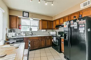12400 Overbrook Ln, Houston, TX 77077 - Photo 11