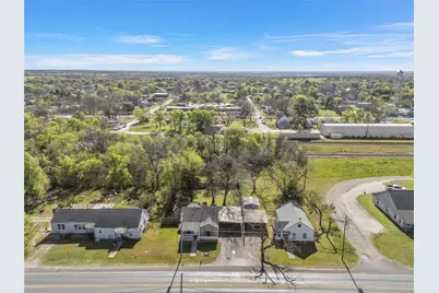 207 N Commerce, Bremond, TX 76629 - Photo 25