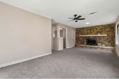 1225 3rd Avenue N, Texas City, TX 77590 - Photo 13
