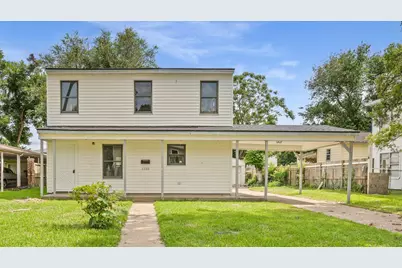 1225 3rd Avenue N, Texas City, TX 77590 - Photo 1