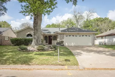 4102 Longhorn Drive, Baytown, TX 77521 - Photo 1