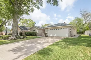 4102 Longhorn Dr, Baytown, TX 77521 - Photo 1