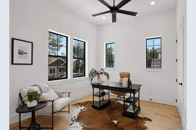 705 Walton Street, Houston, TX 77009 - Photo 9