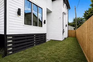 705 Walton St, Houston, TX 77009 - Photo 49
